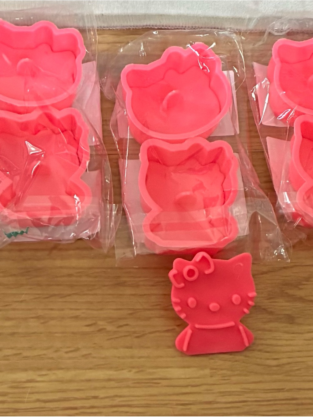 Kids Pink Kitty-Shaped Cookie Cutter and Stamp Set - Pink